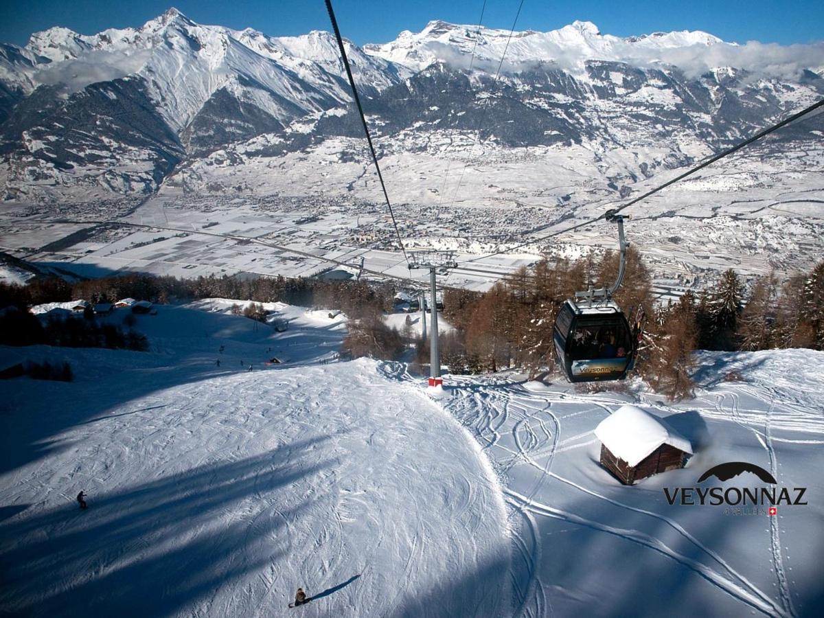 Cosy Studio For 4 Near Ski Lift, Melezes K22 Вейзоназ Екстериор снимка